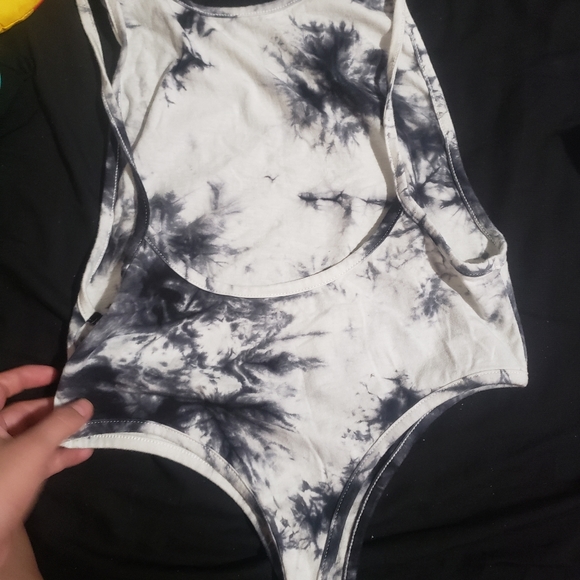 summer tshirt - Picture 2 of 2